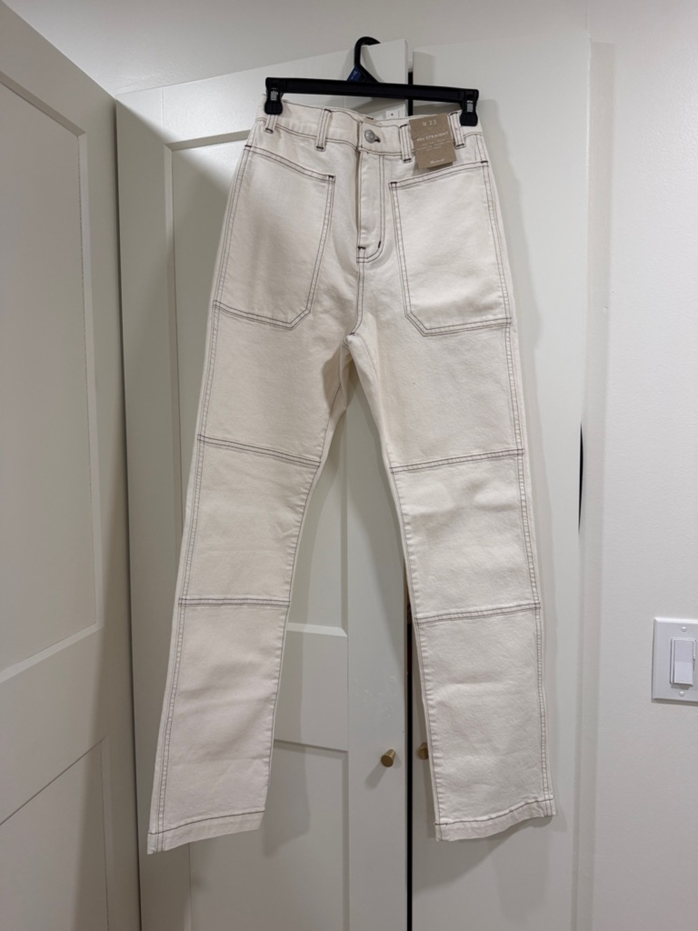 Madewell Off-White Straight-Leg Jeans with Patch Pockets